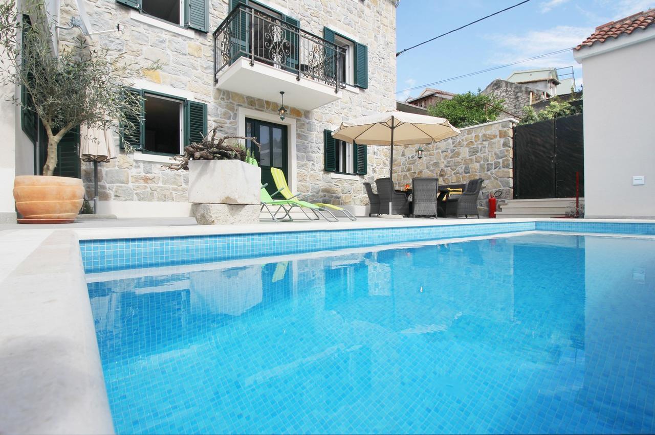 Villa Filipetti With Heated Pool Makarska Exterior foto