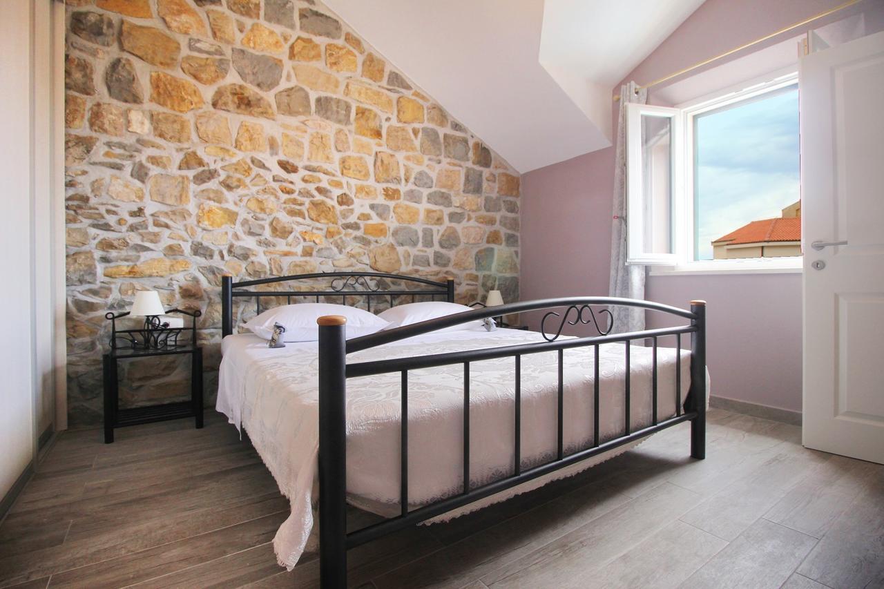 Villa Filipetti With Heated Pool Makarska Exterior foto